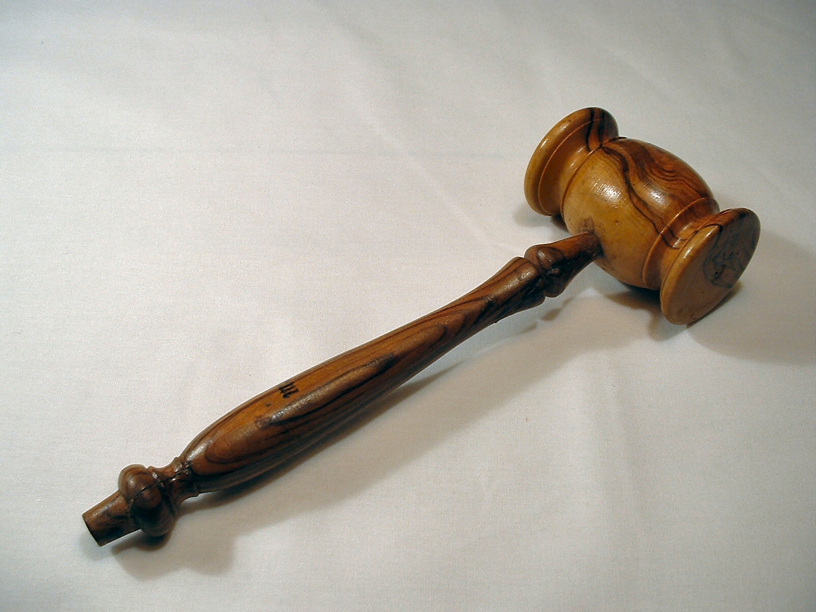 Photo of a judge's gavel.