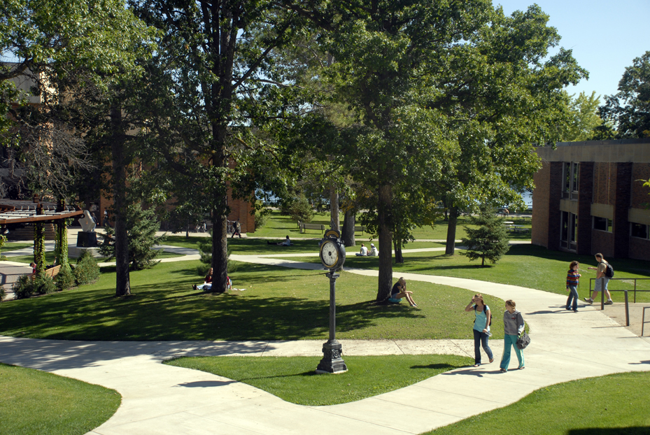 Students in a summer scene on the Bemidji State U commons