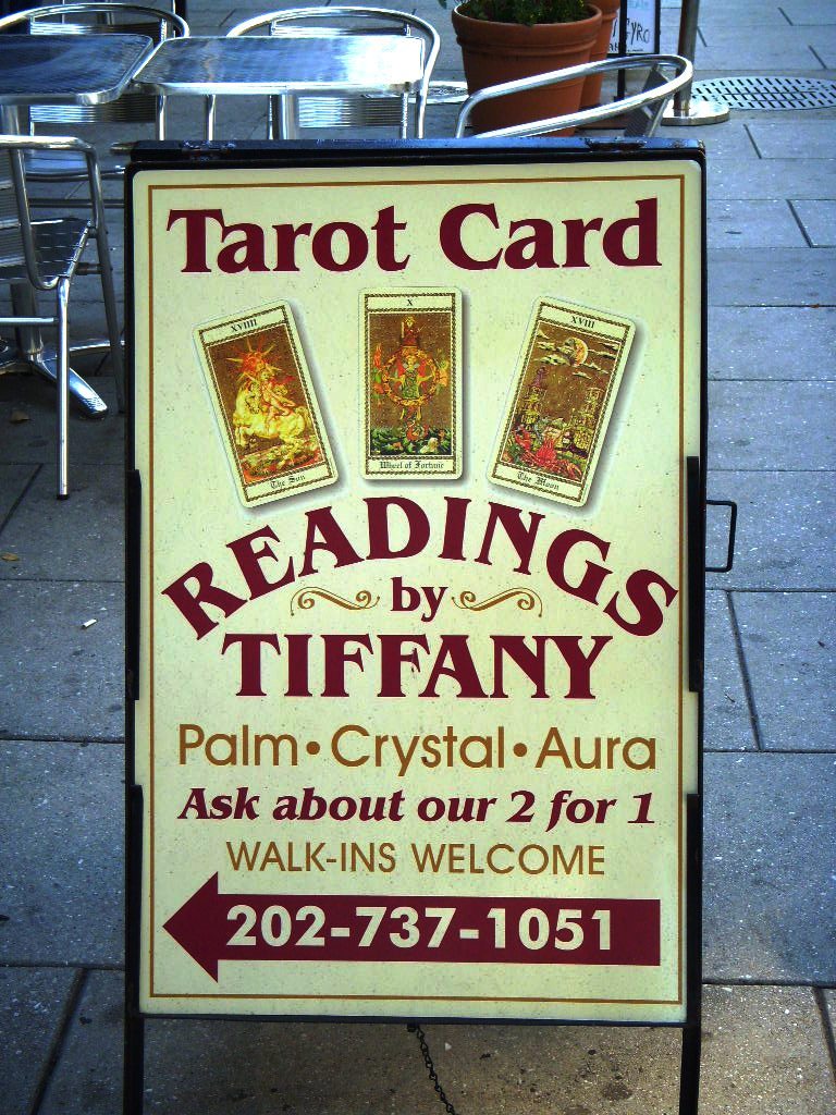 Photo of sign advertising Tarot Card readings