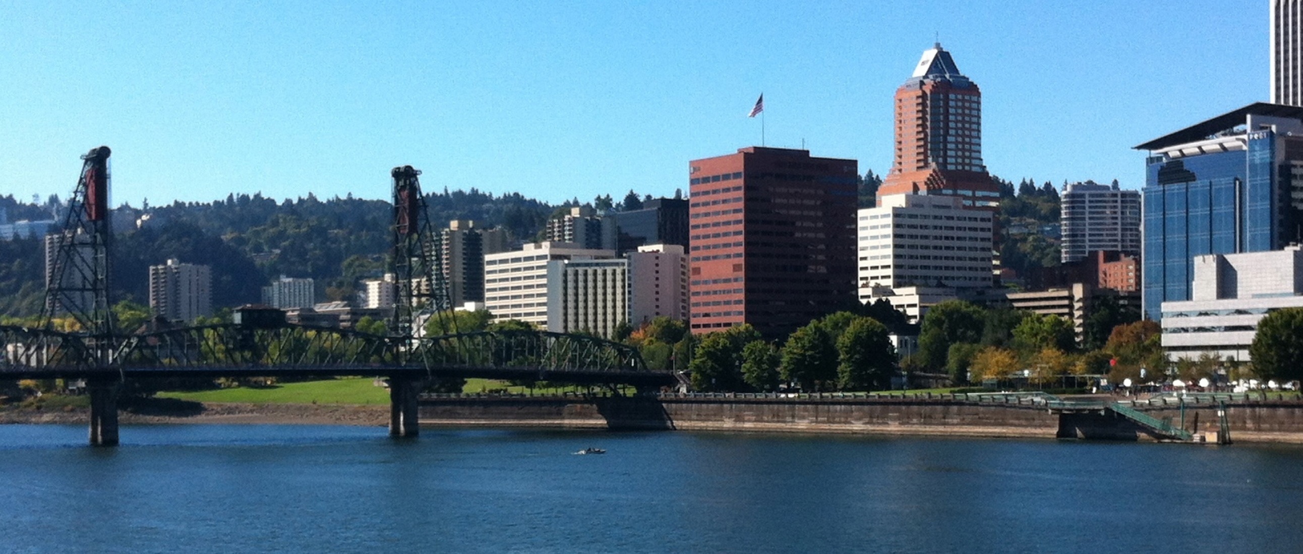 Photo of the Willamette River and downtown Portland