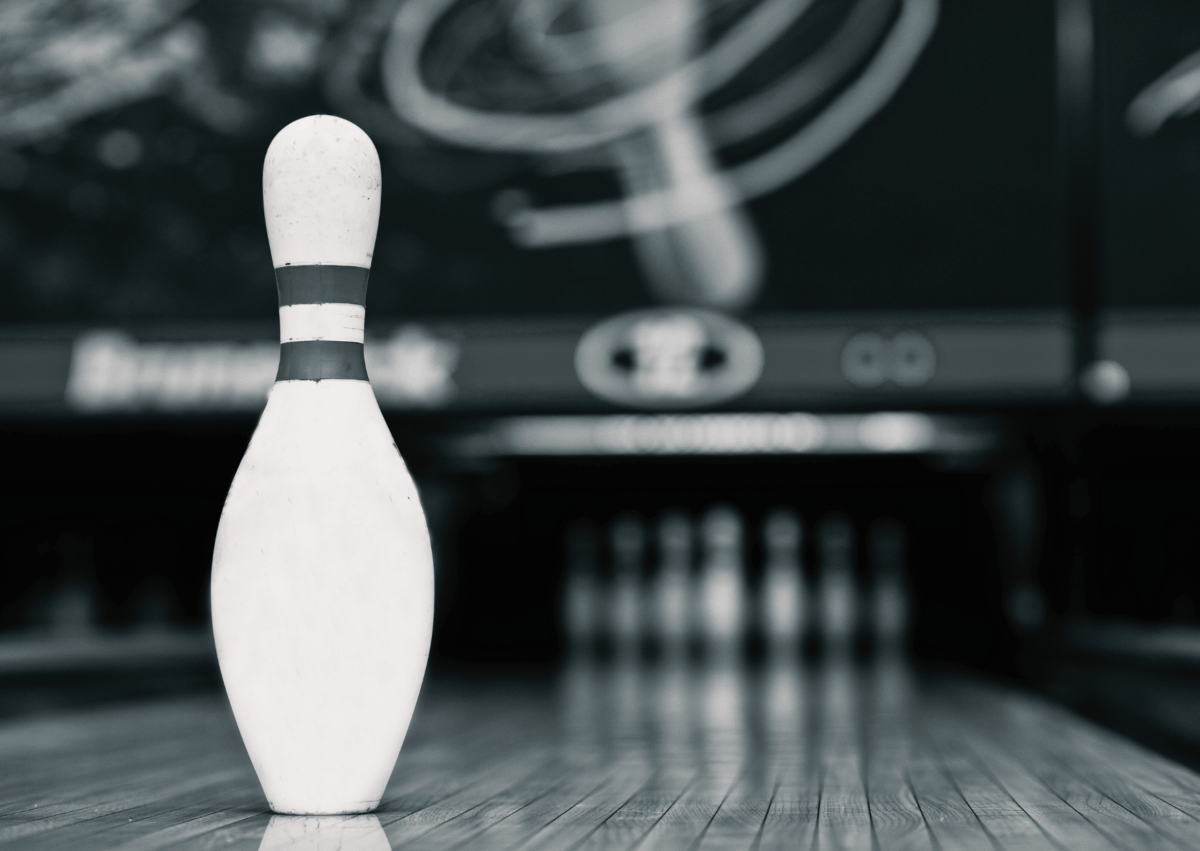 Single bowling pin